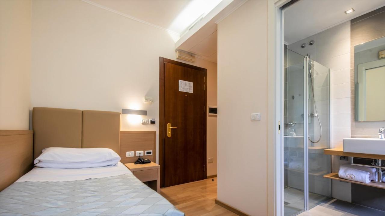 Hotel Centro Benessere Gardel Arta Terme Extérieur photo