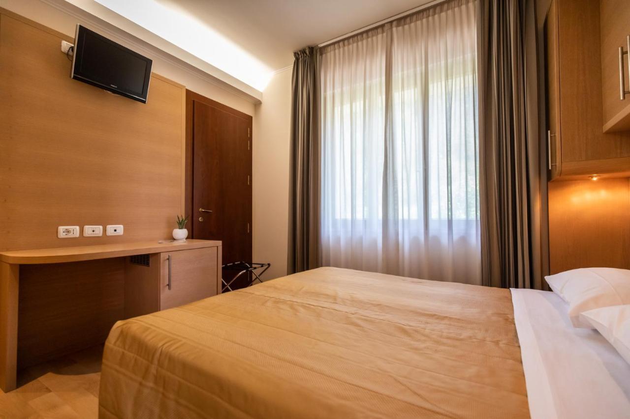 Hotel Centro Benessere Gardel Arta Terme Extérieur photo